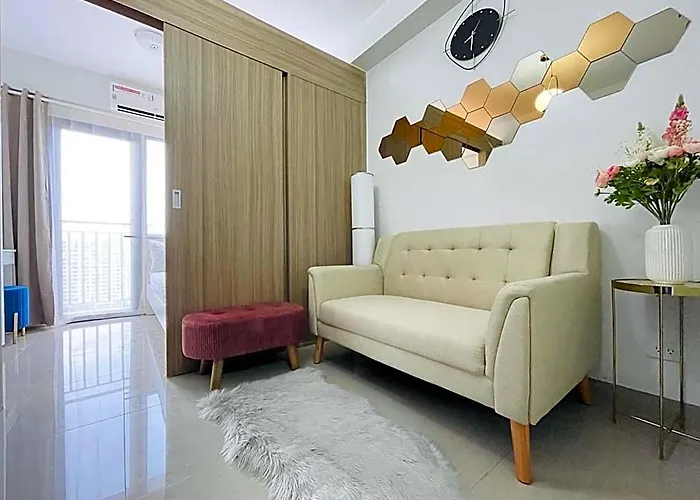 Sakan 5-star Quality Condotel Отель Манила